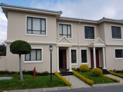 Townhouse For Rent in Carlswald, Midrand