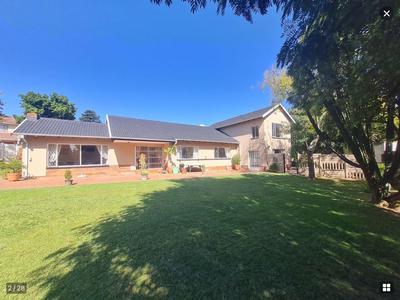 House For Sale in Lombardy East, Johannesburg
