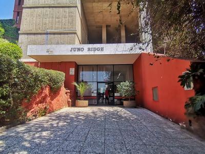 Apartment / Flat For Rent in Kensington, Johannesburg