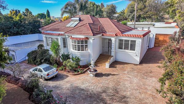 House For Sale in Kensington, Johannesburg